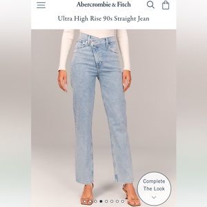 Abercrombie cross waist band ultra high rise light wash straight leg jeans.